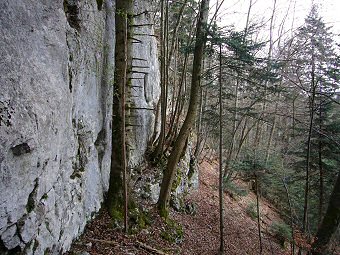 Belledigue, le tour du plateau depuis Nances - Sentiers de randonnée en  pleine Nature