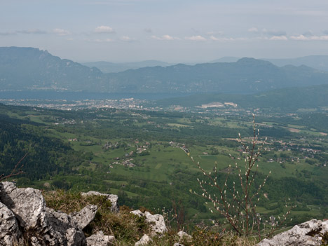 Le Lac du Bourget depuis la table d'orientation de la Cochette