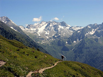 À travers la Perrière