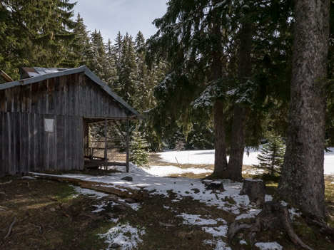 La cabane du Lac des Tavernes