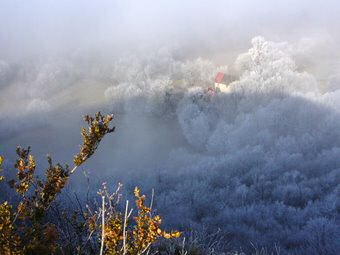 La ferme de Lambra depuis la Contamine, Izieu