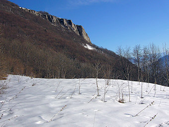 Versant Ouest de la pierre Chanduraz