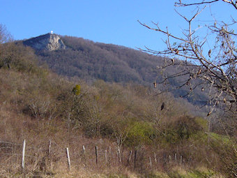 Le Rocher de Cuny, Bénonces, Ain