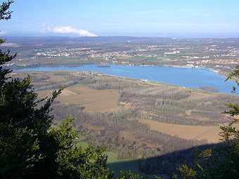 La vallée bleue depuis les Rochers de la Cra