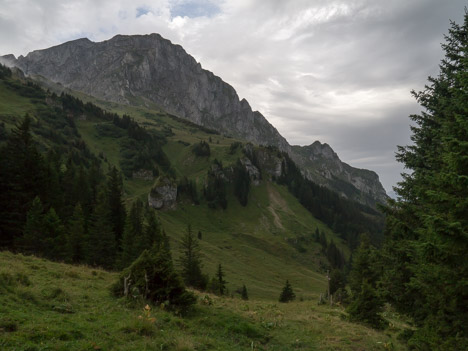 Versant Nord de la Dent d'Oche