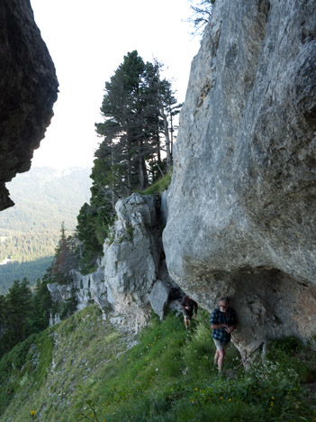 Pas de l'Arche, entre la fissure et le tunnel