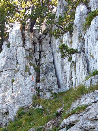 Ressaut rocheux avant la Cheminée du Paradis