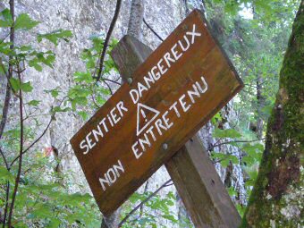 Sentier dangereux !