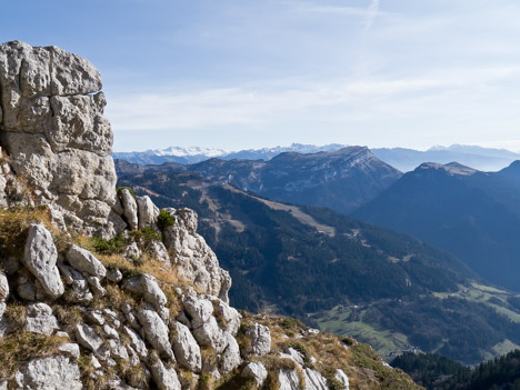 La Dent de Crolles au loin