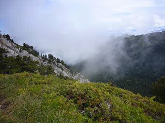 Nuages sur l'arête des Lances de Malissard