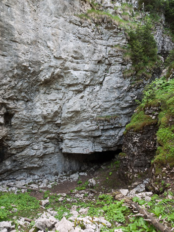 Entrée pricipale du Grand Glacier souterrain de Chartreuse