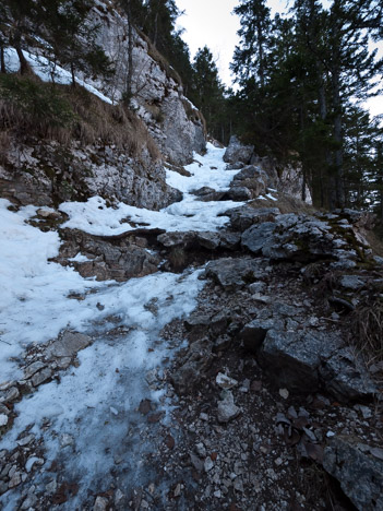 Le sentier de Tracata