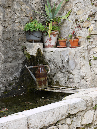 Fontaine, Brantes