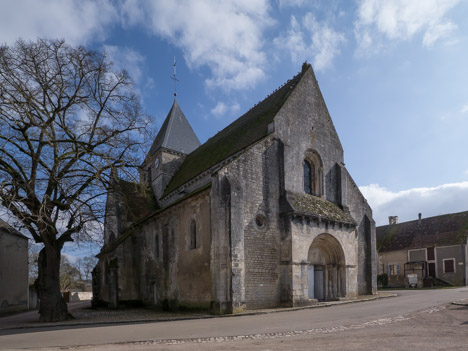 Église, Druyes-les-Belles-Fontaines