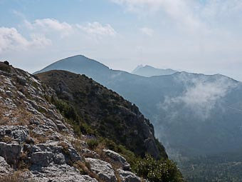 Versant sud de la Montagne de Mare, Éourre