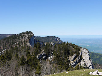 La Grande Brèche et le Rocher de Combe Noire