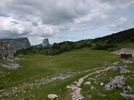 Les Chaumailloux et le Mont AIguille