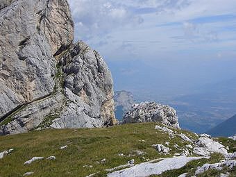 Extrémité Sud des arêtes du Gerbier et Grenoble au loin