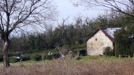 070205-bugey-grange-erabies.jpg