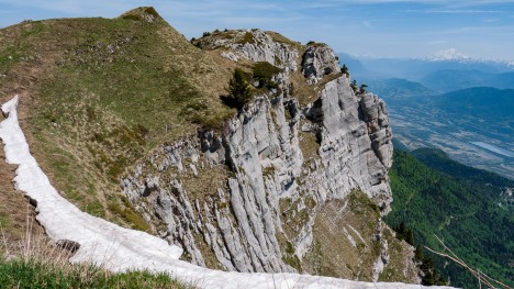 090520-chartreuse-bellefont-dome.jpg