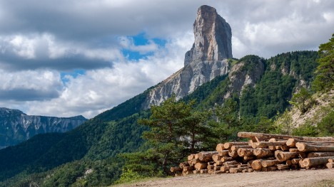100830-vercors-col-papavet-mont-aiguille-eclaircie.jpg