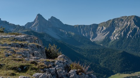 100904-trieves-roche-treminis-vachere-garnesier.jpg