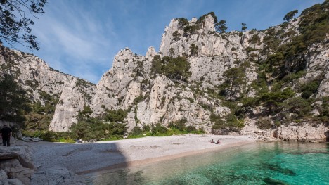 110325-cal-calanque-en-vau-plage.jpg