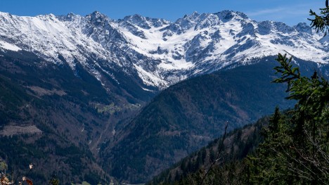 120409-belledonne-sentier-fer-marameille-pointes-porte-eglise-2.jpg
