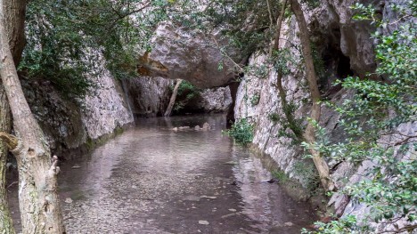Bloc coincé des Gorges de Régalon