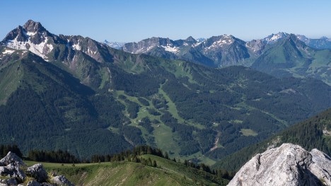 Le Roc de Tavaneuse et la Pointe de Nantaux