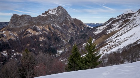 Le Mont Trelod et la Col de Cherel