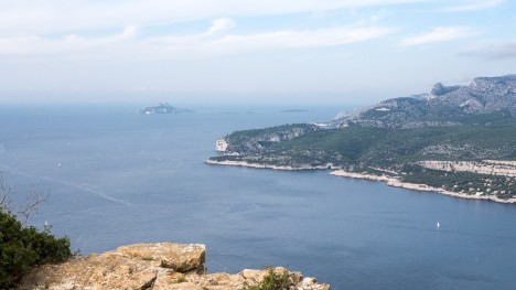 Les Calanques et l'Île de Riou