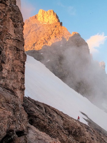 Dom part chercher de l'eau sur le Glacier Carré