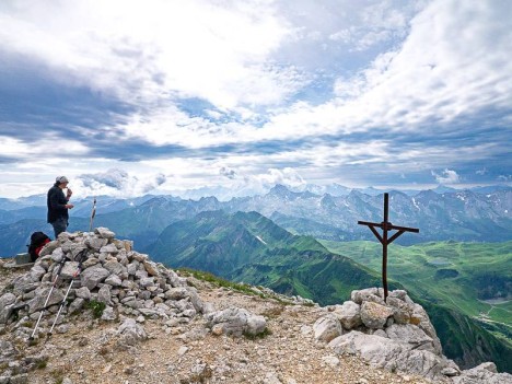 Au sommet de la Pointe Blanche