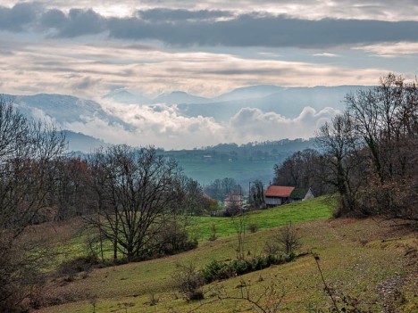 L'Abully, nuages sur le Lac d'Aiguebelette
