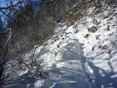 Sous Château Richard par le passage Nord