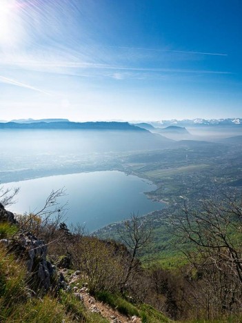 Dent du Chat, le Lac du Bourget