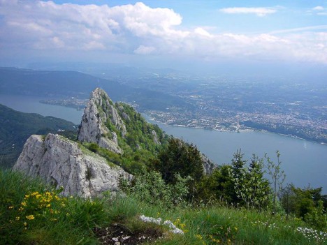 La Dent du Chat, Aix les Bains, et le Lac du Bourget
