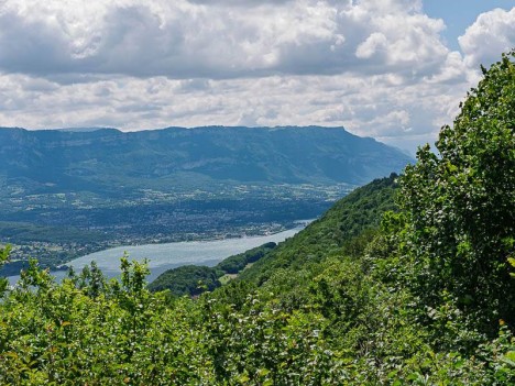 Aix les Bains sous le Mont Revard