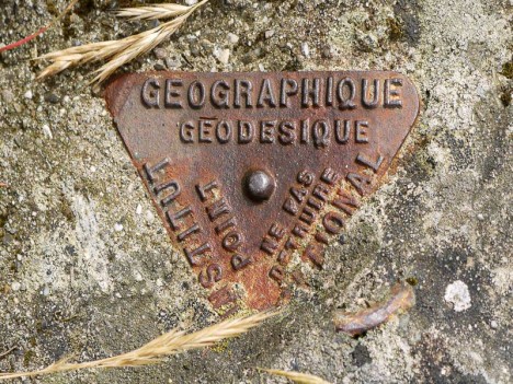 La Charvaz, repère géodésique