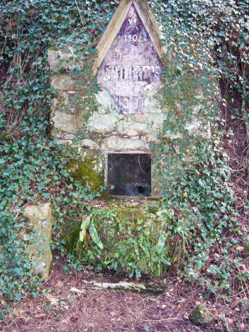 Source sur le chemin sous les Villas Doria, Novalaise