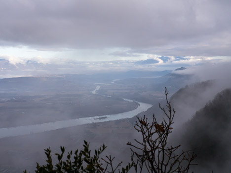 Brumes sur le Rhône, depuis le belvédère du Recorba