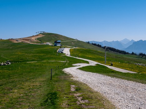 Parking du Crêt de Châtillon, mai 2020