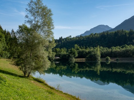 Le Mont Julioz au loin