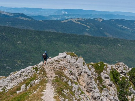 Descente de l'arête Ouest du Mont Colombier