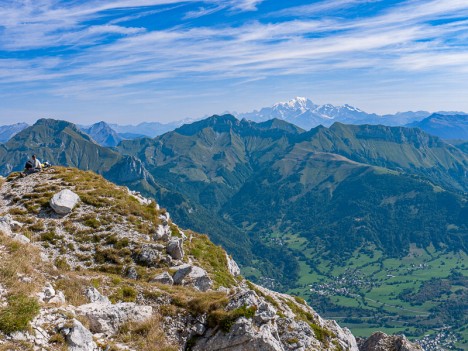 Au Sommet du Mont Colombier