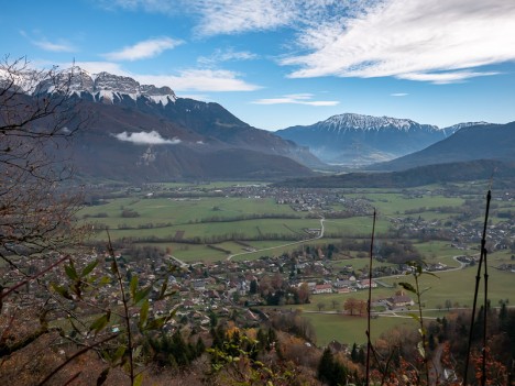 Par le sentier de Lathuile