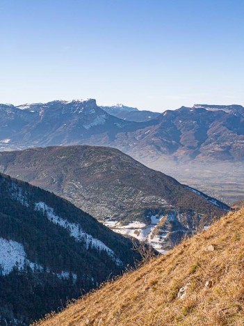 Le Mont Granier depuis l'arête Sud de la Pointe de la Galoppaz