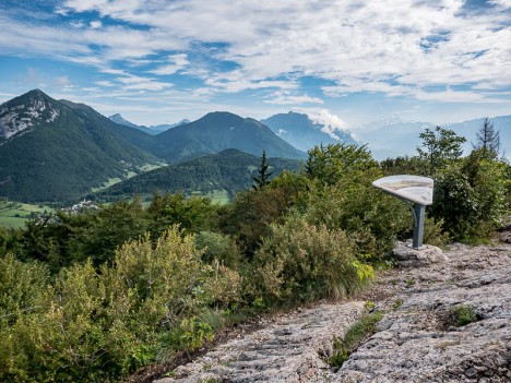 La Roche du Guet, vers le Nord