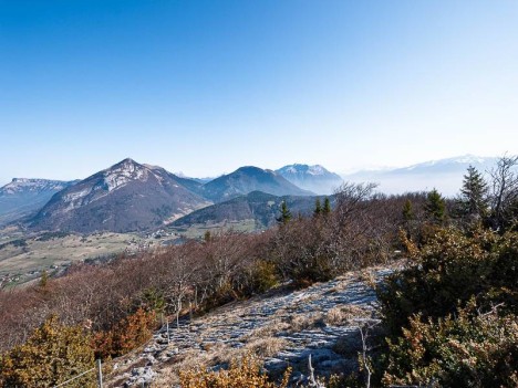 Le Pic de la Sauge depuis le sommet de la Roche du Guet